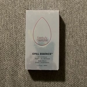 Beauty blender Opal Essence